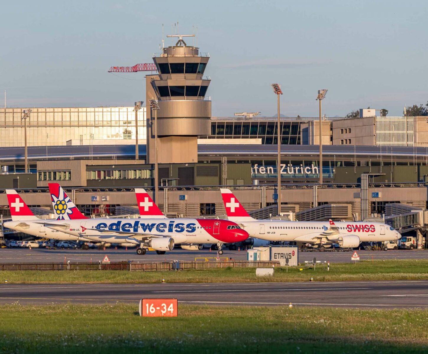 air-journal-aeroport-suisse-avions-Swiss-source-zurich-airport-1536×1152 air-journal-aeroport-suisse-avions-Swiss-source-zurich-airport-1536x1152